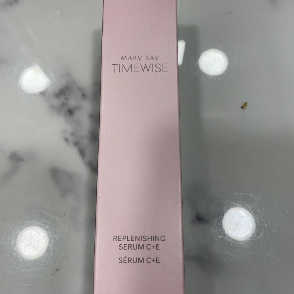 Mary Kay TimeWise Replenishing Serum C+E